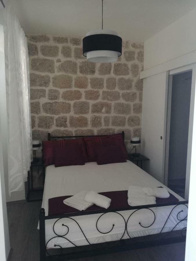 Zanicovo Beach Apartment คอมีชา ภายนอก รูปภาพ