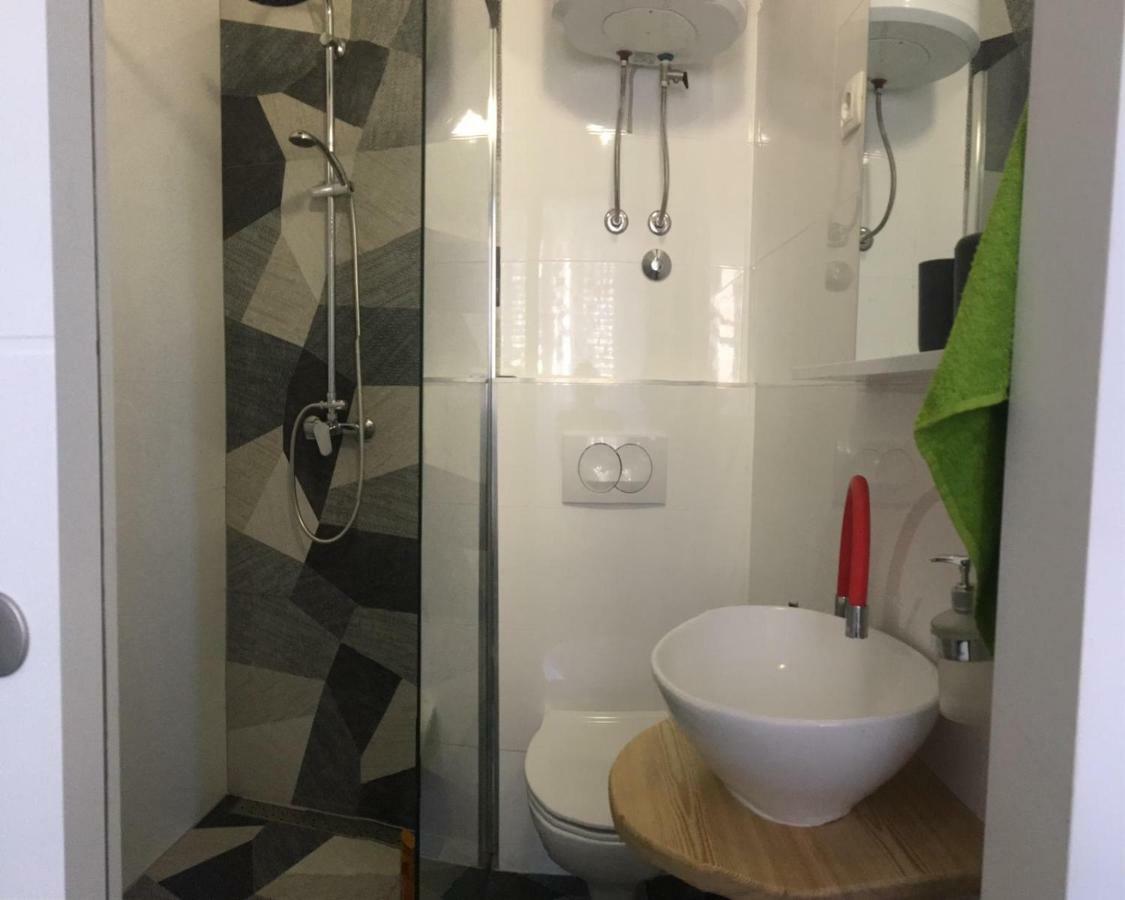 Zanicovo Beach Apartment คอมีชา ภายนอก รูปภาพ